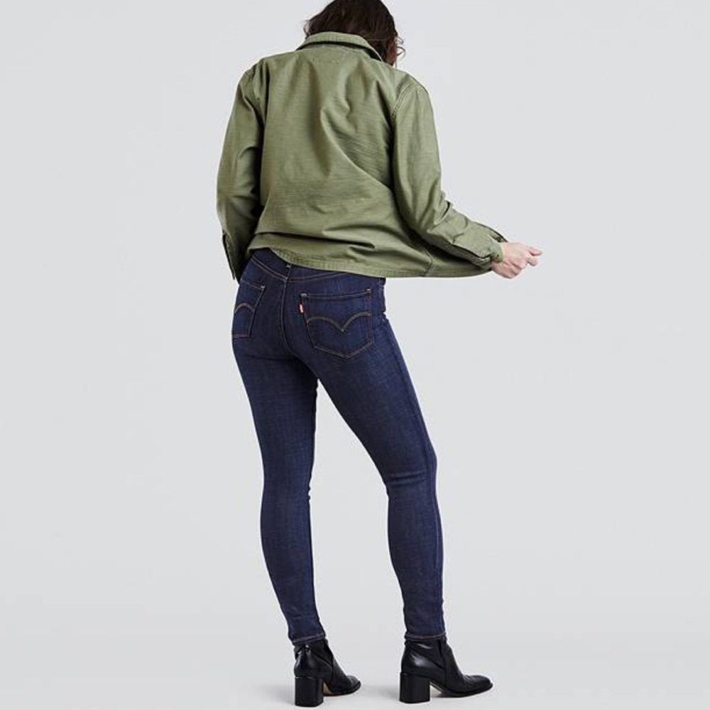 Levi’s 721 High Rise Skinny Jeans